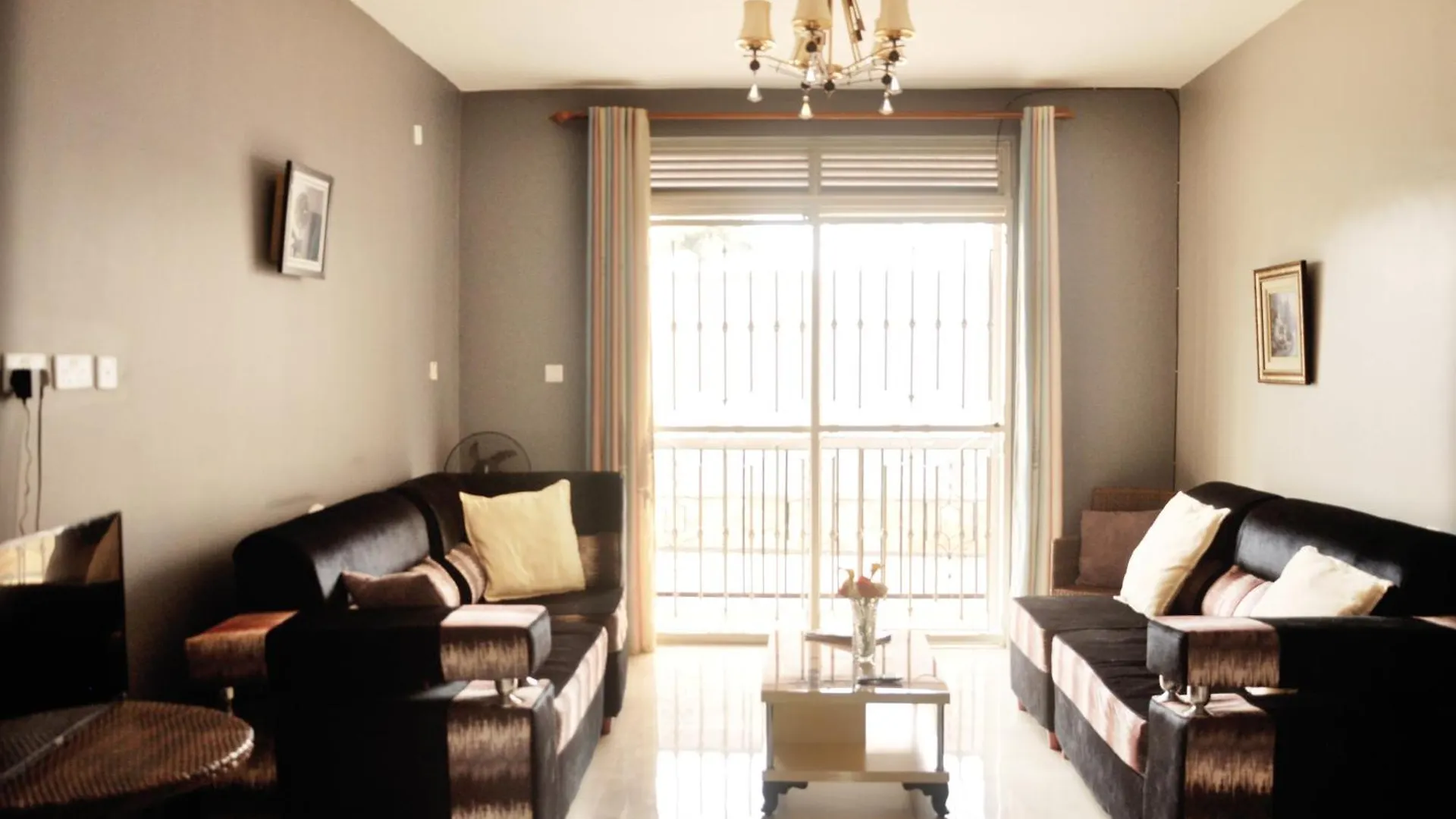 Aster Apartments, Luthuli Avenue Bugolobi Kampala Lägenhet